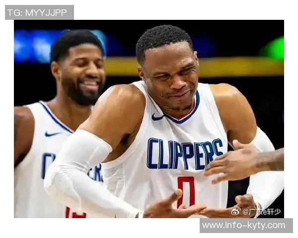 媒体人分析北京轮换阵容进攻效率与篮板问题休赛期磨合不足亟需提升