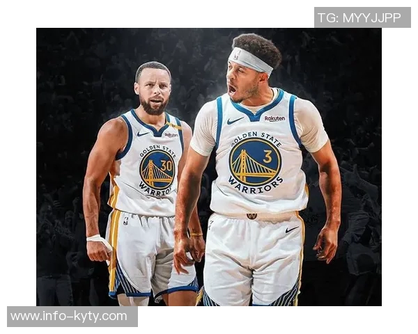 水花兄弟情深库里期待克莱在勇士结束职业生涯即使是一天短合同也无妨