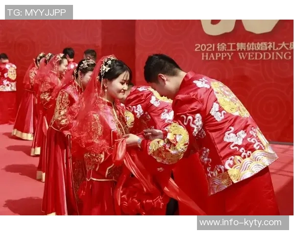 凯尔特人全队齐心协力10人出战9人得分7人上双展现强大团队实力