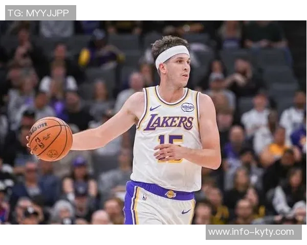 夸梅直言若我是里夫斯会申请交易因詹姆斯复出后打压他