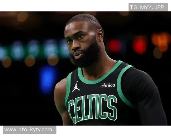 杰伦布朗谈掘金强硬对抗与裁判判罚对心态的影响