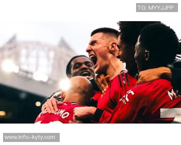 曼联半场落后水晶宫约罗防守失误导致失球卢克肖因伤退场